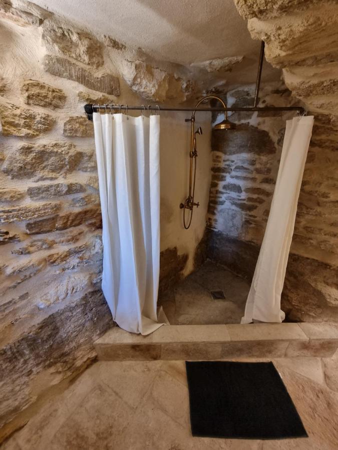 Maison Au Centre Du Village De Gordes Avec Vue Incroyable Exterior photo